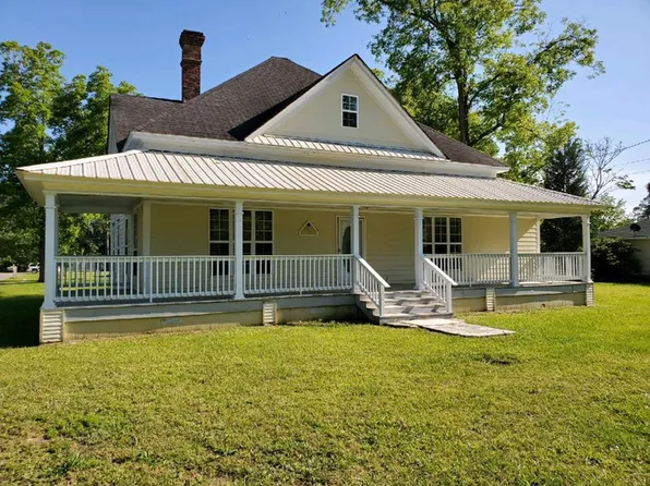 388 Jones St, Stockton, GA 31645