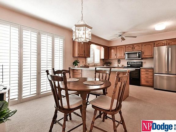 2nd image of 610 Louisiane Cir