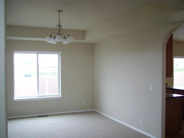2666 E Thrush Dr — Photo 4
