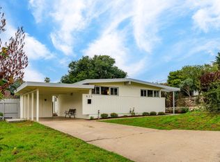 830 Avalon Pl, Del Rey Oaks, CA 93940