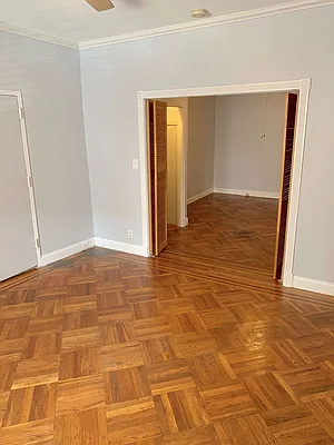 Rented by Astoria Realty | media 21