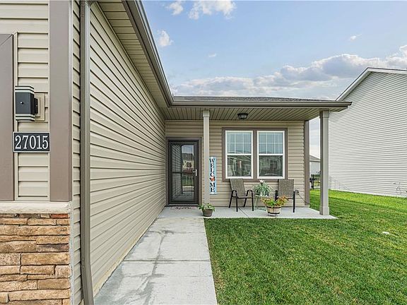 3rd image of 27015 E Cedar Grove Dr