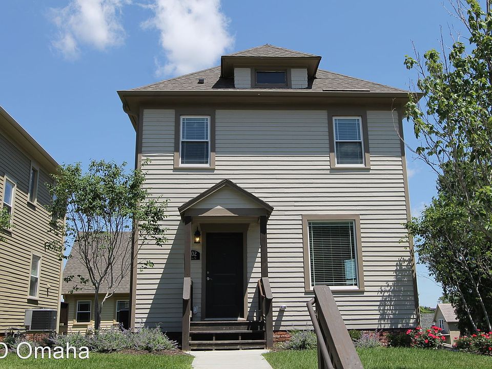 1st image of 2108 Vinton St #2106