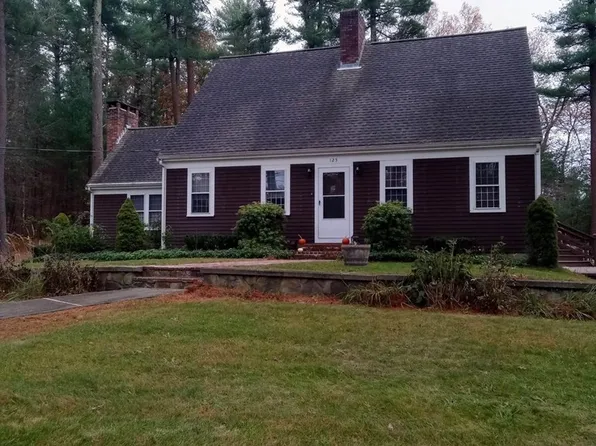 125 Sharon Ct, Bridgewater, MA 02324