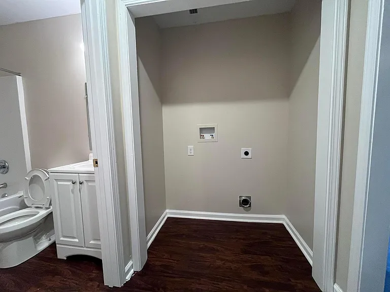 536 N Midland Ave #104-A — Photo 11