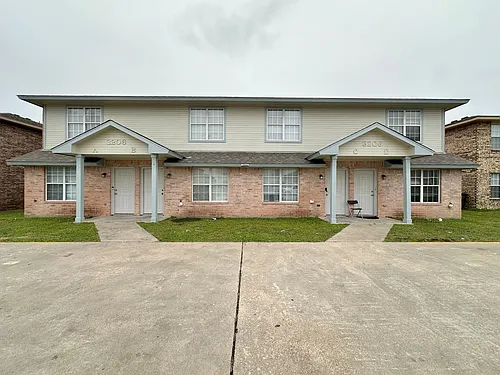 3206 Hereford Lane Photo 1