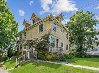 52 Vauxhall St, New London, CT 06320