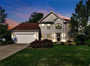5050 Red Tail Run, Williamsville, NY 14221