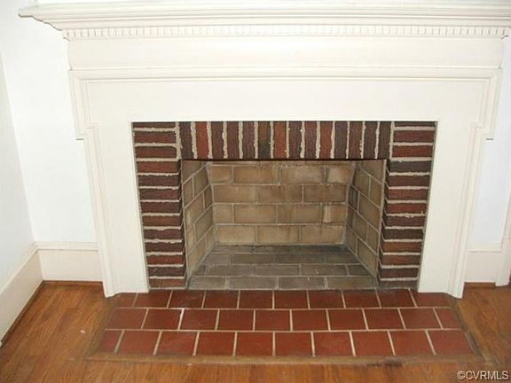 3rd image of 307 Danray Dr