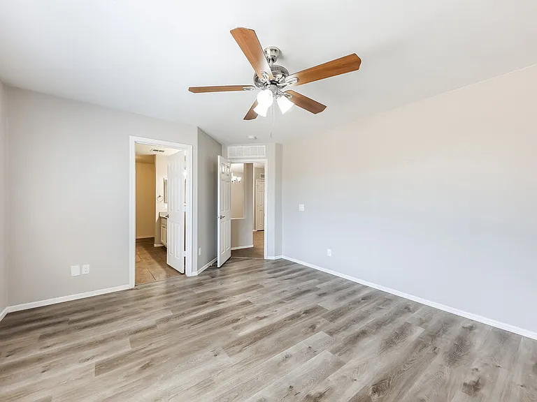 12557 W Mandalay Ln — Photo 9