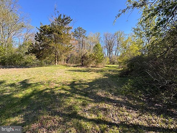 3rd image of 27202 Sandtown Rd