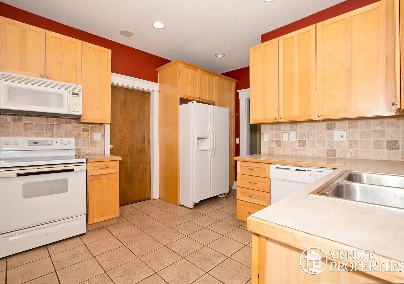 7 Bedroom on OSU Campus — Photo 4
