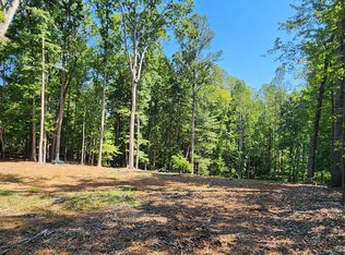 33 Key Lakewood Dr, Moneta, VA 24121