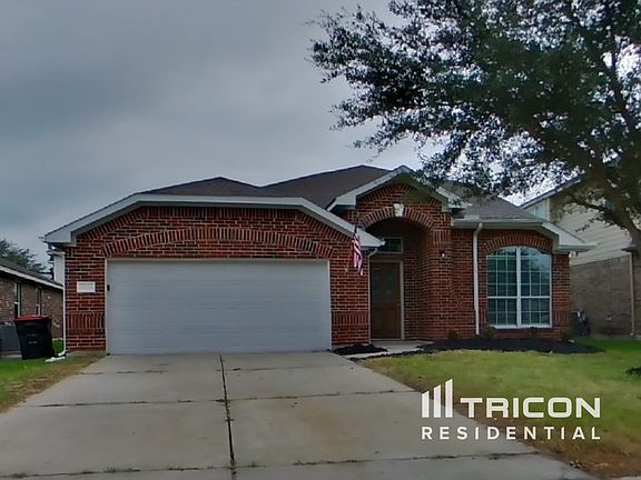 2nd image of 20318 Yosemite Falls Dr