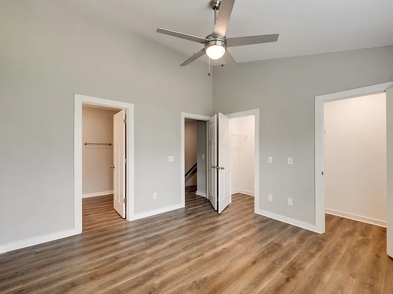 203 E Forge Ct — Photo 14