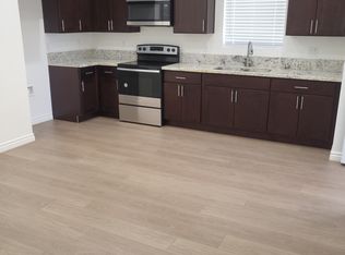 2906 S 1/2 Palm Grove Ave, Los Angeles, CA 90016