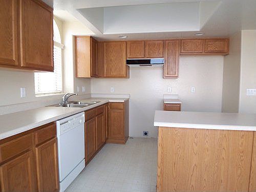 3rd image of 12602 W Sierra St