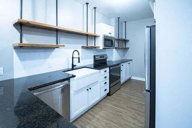 BenMar Apartments — Photo 10