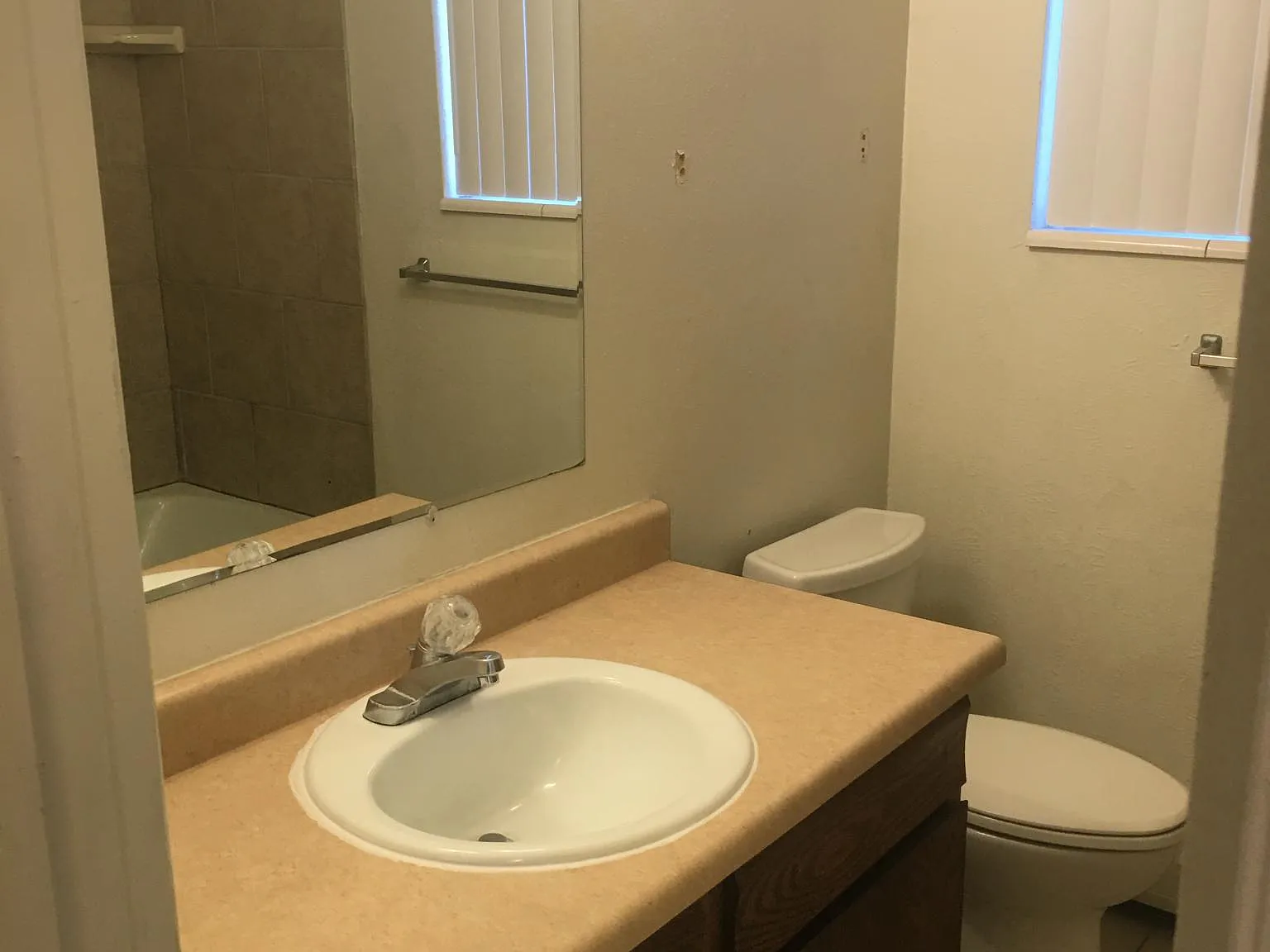 Delaware Apartments — Photo 3