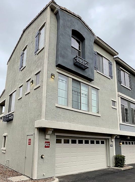 2nd image of 280 S Evergreen Rd