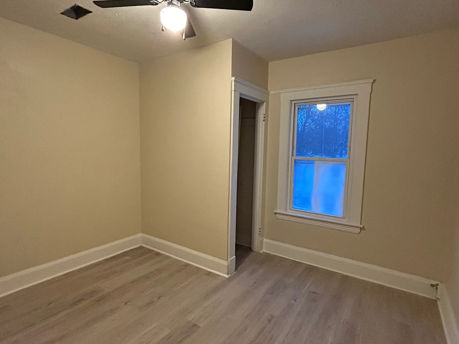 5703 Whittier Ave — Photo 4
