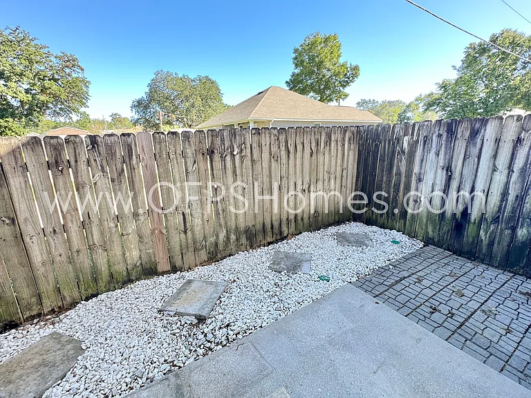 959 Scenic Oak Ln — Photo 18