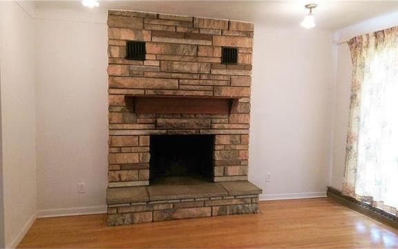 3rd image of 4834 Germania St