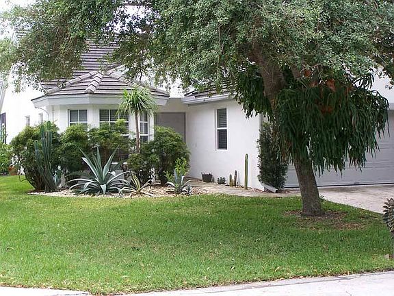 5th image of 2986 Monterey Pine Ln