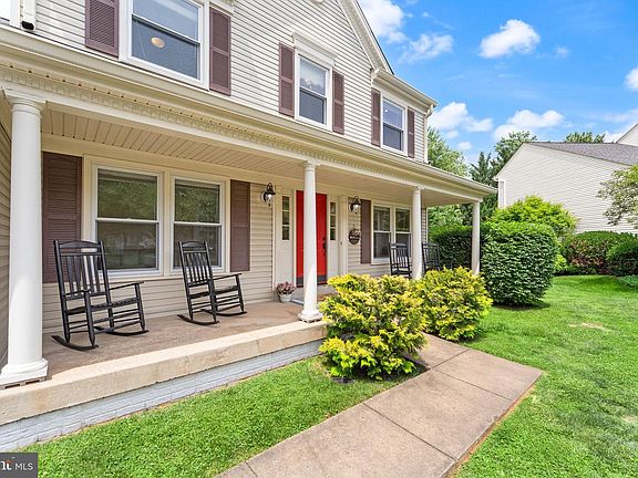 5th image of 43847 Glenhazel Dr
