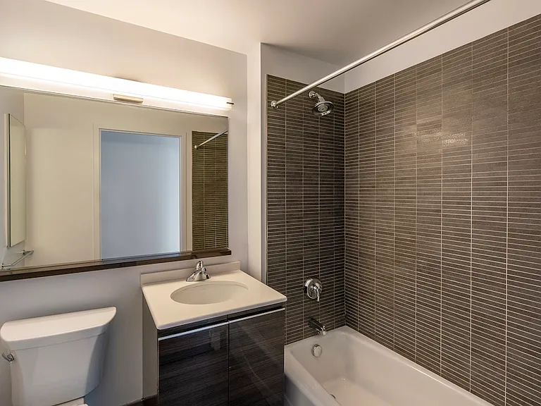 66 Rockwell Pl #26E — Photo 4