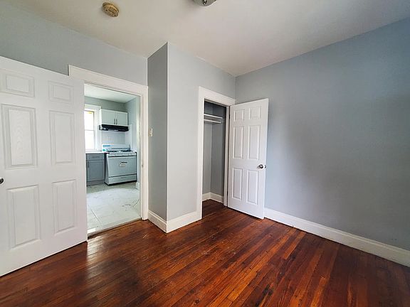 4th image of 394 Myrtle Ave #6D