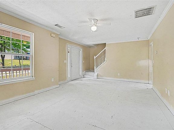 3rd image of 4197 Shoreside Cir
