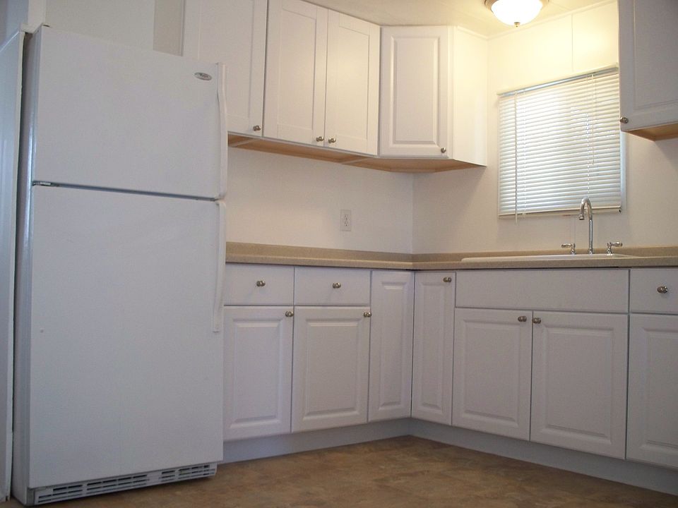 2nd image of 2301 Oddie Blvd Spc 95