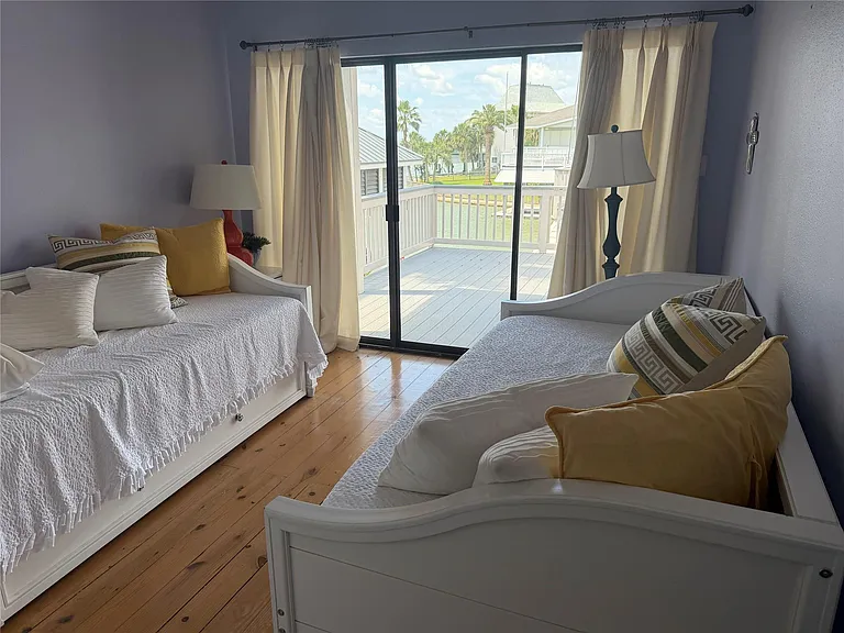 3421 Jolly Roger Cir — Photo 21
