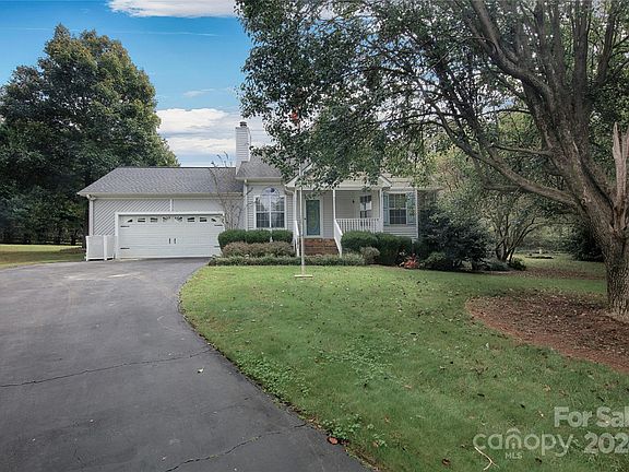 2nd image of 181 Greenwich Dr