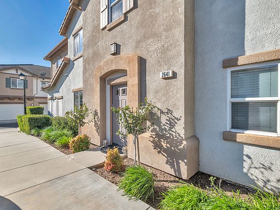 4th image of 2641 Night Jasmine Dr #19