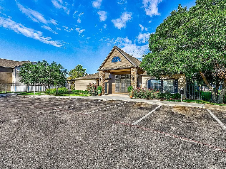 Leasing Office