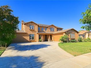 2078 Peony St, Corona, CA 92882