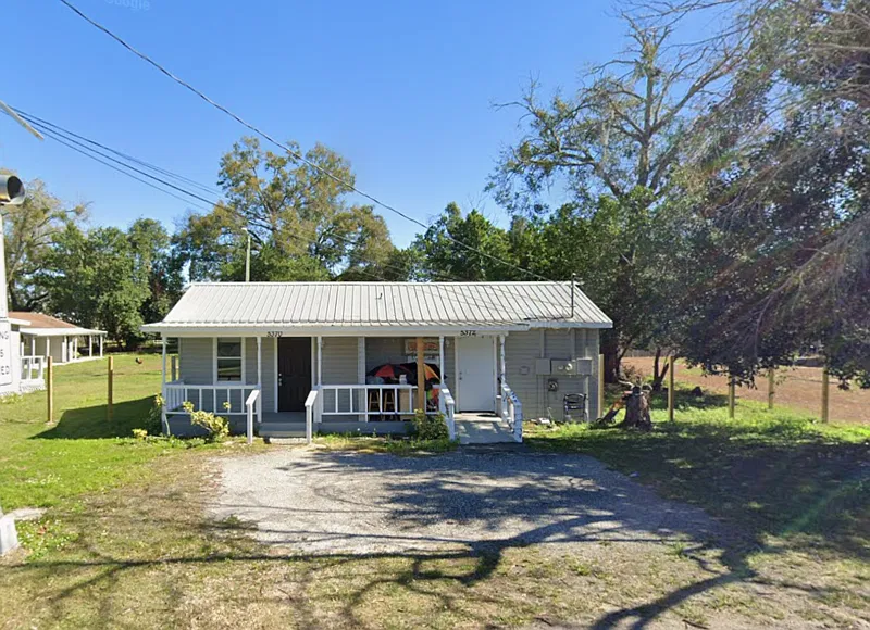 1 bed, 1.0 bath, 450 sqft, $1,195 — Photo 2