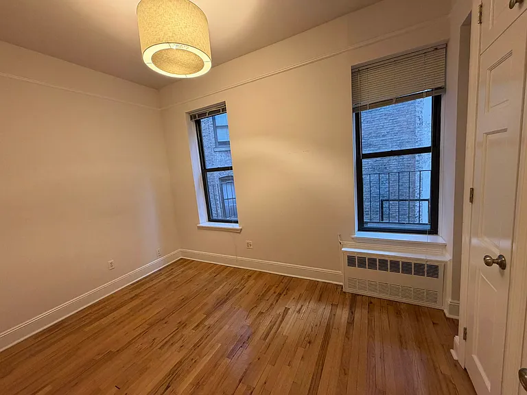644 Amsterdam Ave #2B — Photo 3