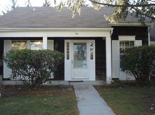 46 Hearthside Dr, Mount Sinai, NY 11766