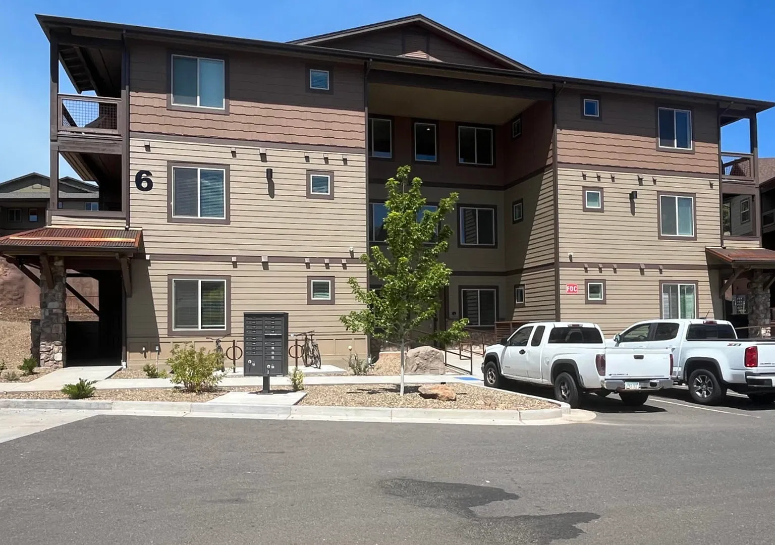 Beautiful Flagstaff Condo — Photo 3