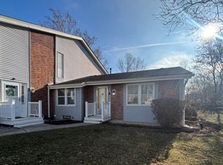 330 Hampton Ct UNIT A, Bloomingdale, IL 60108