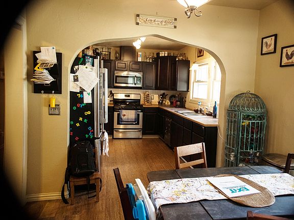 Dining Room & Kitchen