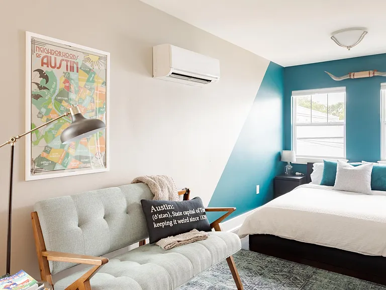 1-bedroom detached studio with Mitsubishi AC unit