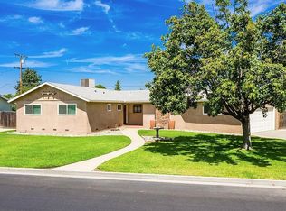 330 E Magnolia Ave, Hanford, CA