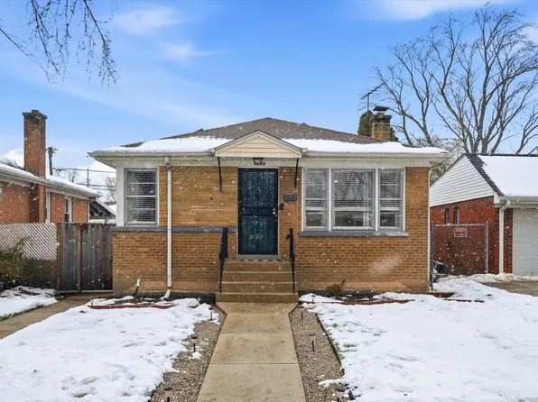 1016 Hull Ave, Westchester, IL 60154