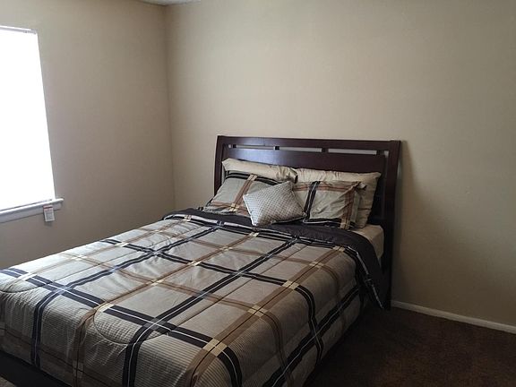 2nd image of 203 Ramblewood Dr
