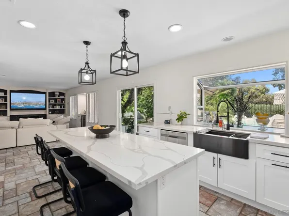 43016 Calle Reva, Temecula, CA 92592