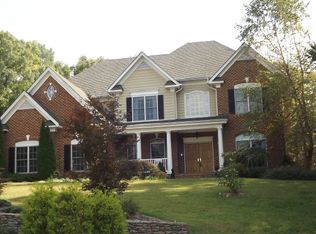 803 Creekwood Trl, Farmville, VA 23901
